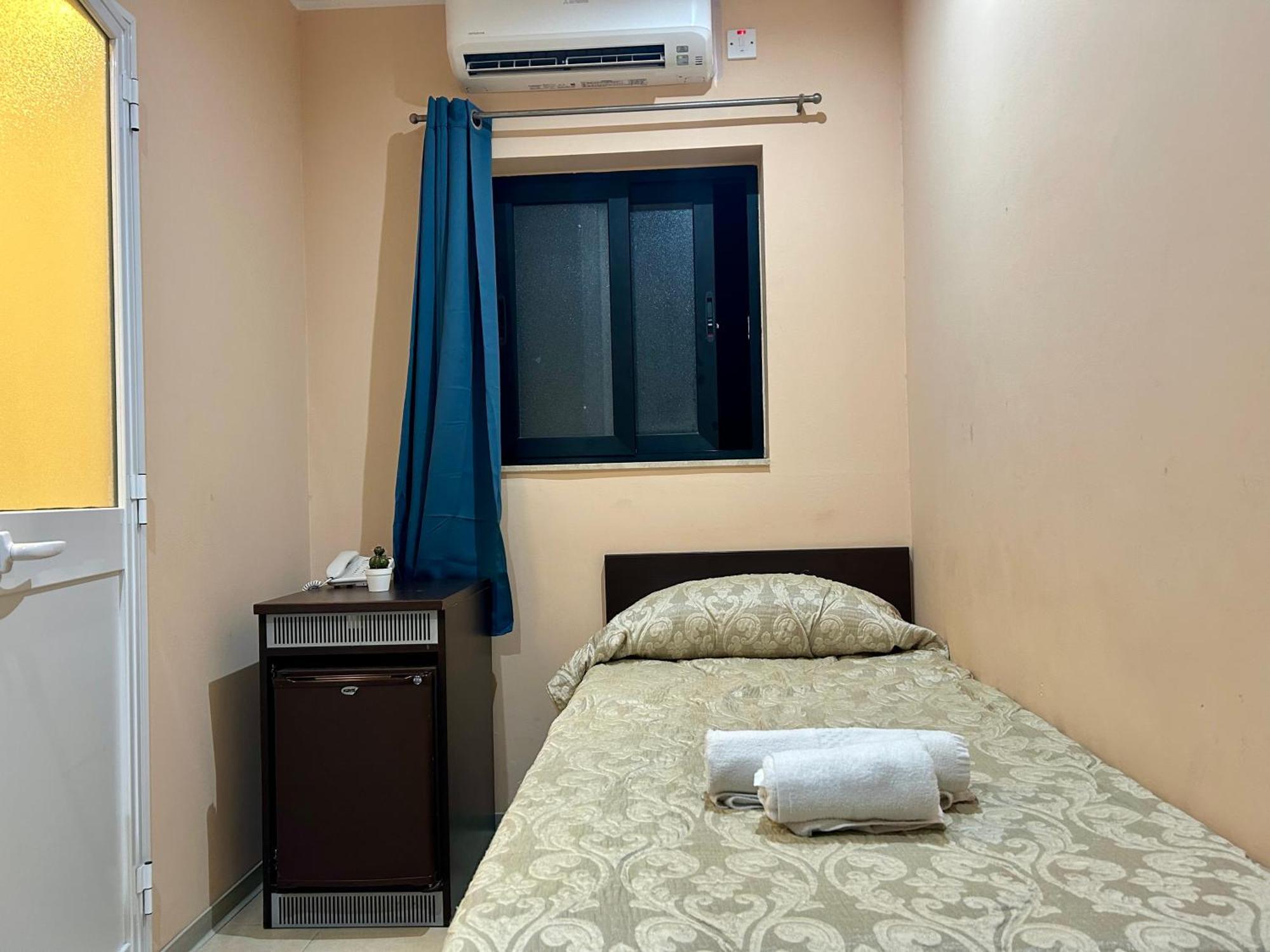 מלון Saint Julian's Malta Paradise Central Accomodation מראה חיצוני תמונה