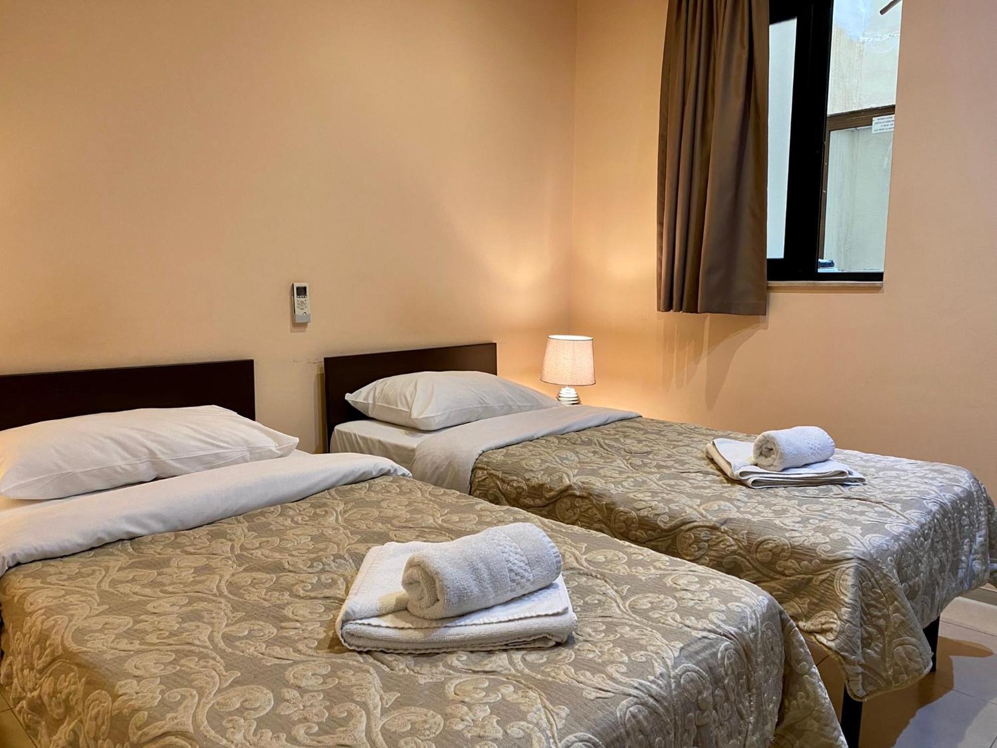 מלון Saint Julian's Malta Paradise Central Accomodation מראה חיצוני תמונה
